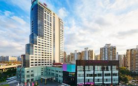 Отель Crowne Plaza Pudong By Ihg  5*
