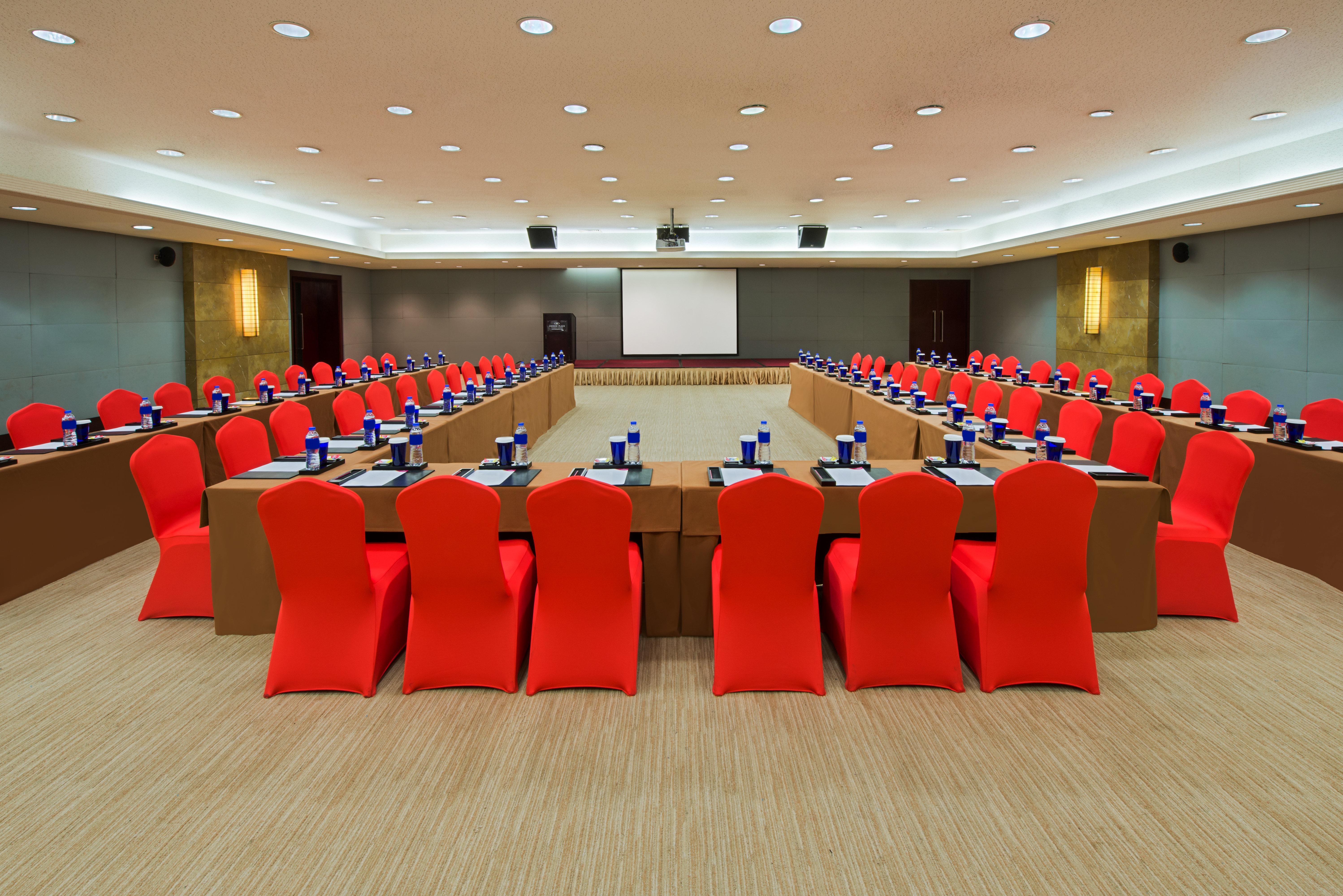 Crowne Plaza Shanghai Pudong By Ihg Экстерьер фото