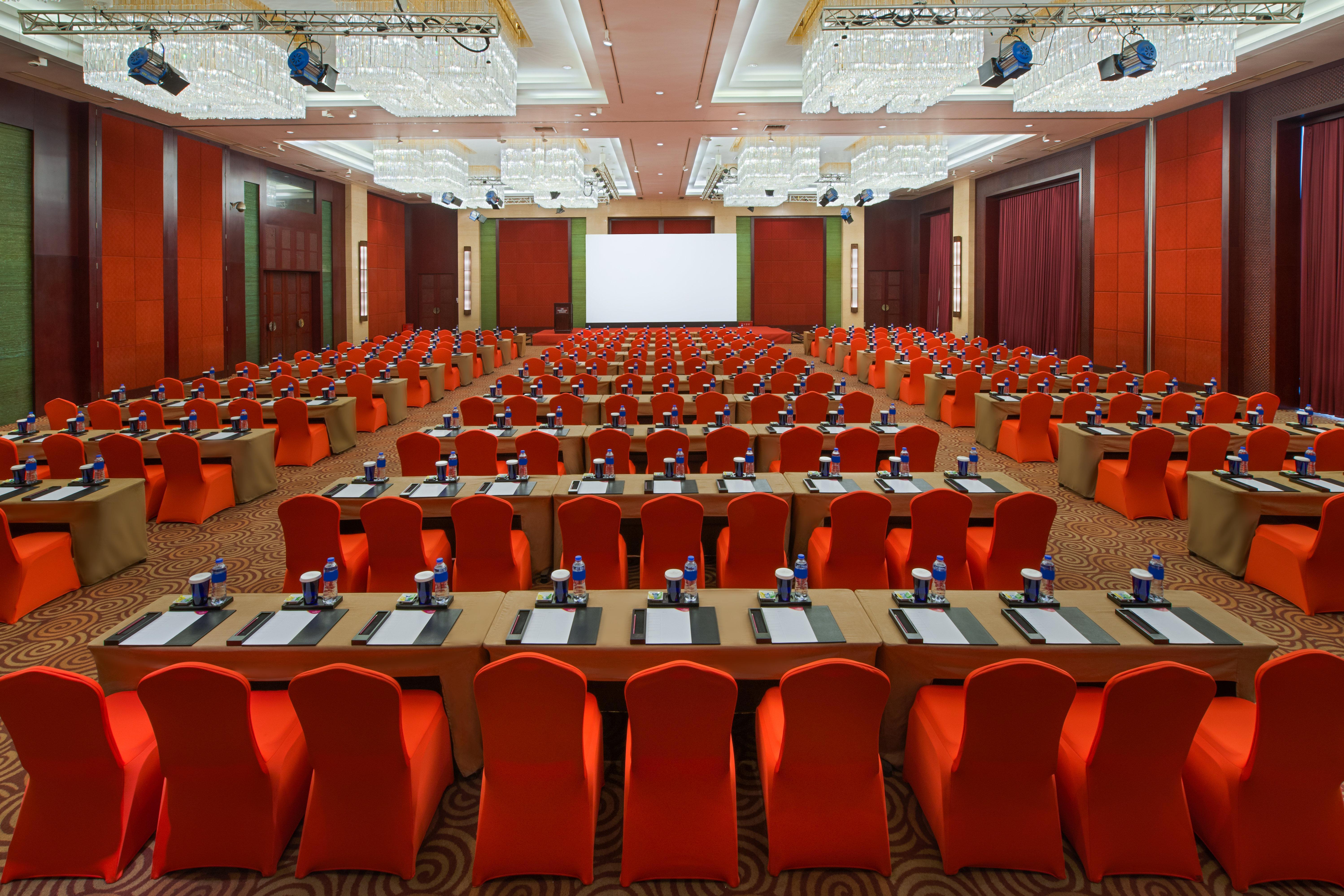 Crowne Plaza Shanghai Pudong By Ihg Экстерьер фото